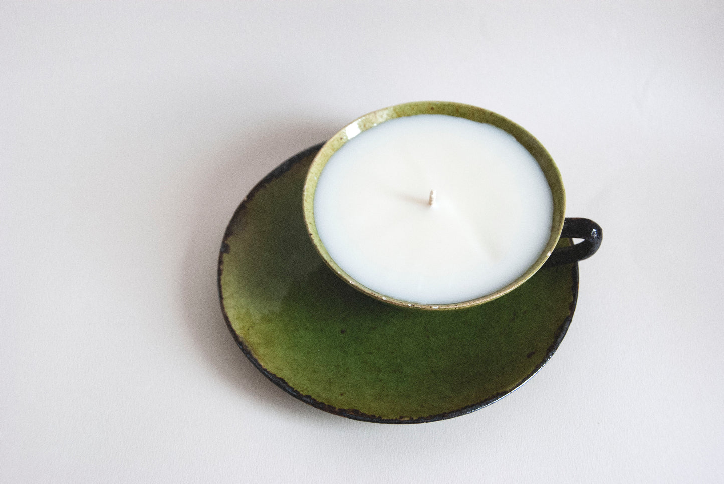 #0017 - Tasse en céramique vert kaki