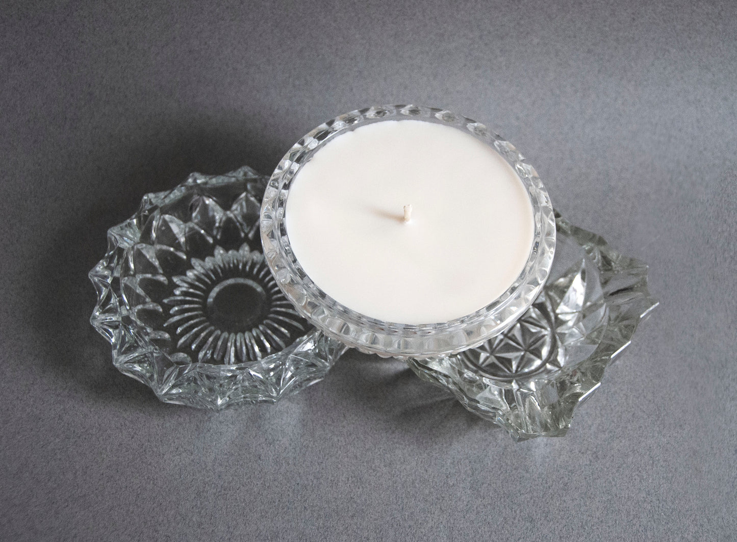 #0019 - Vide-poche ou cendrier en verre ciselé