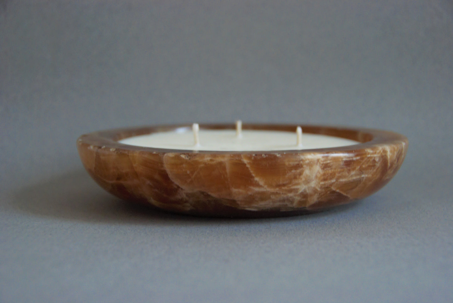 #0023 - Cendrier en marbre ambré