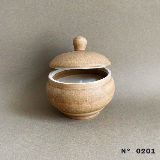 #0201 - Pot en céramique avec couvercle